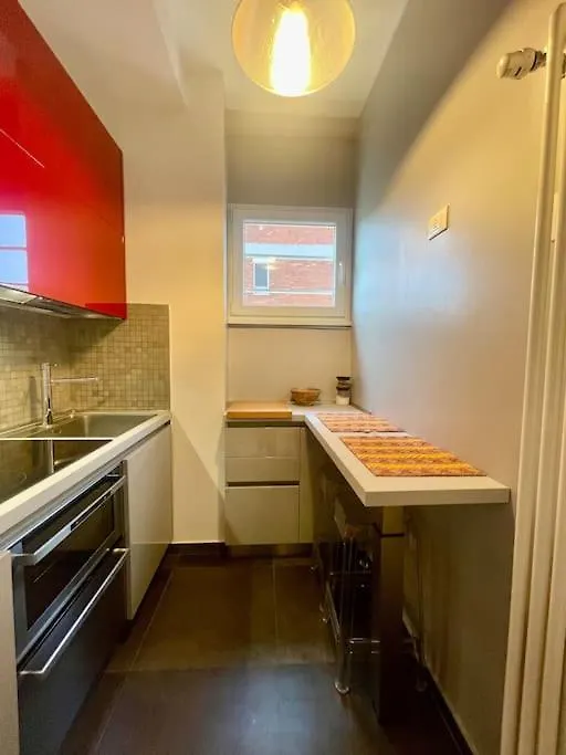 Apartment Appartamento Tolstoj Milan